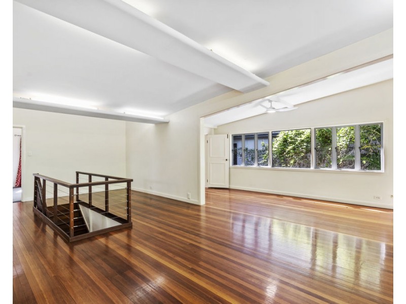 78 Nicholson Street, Greenslopes QLD 4120