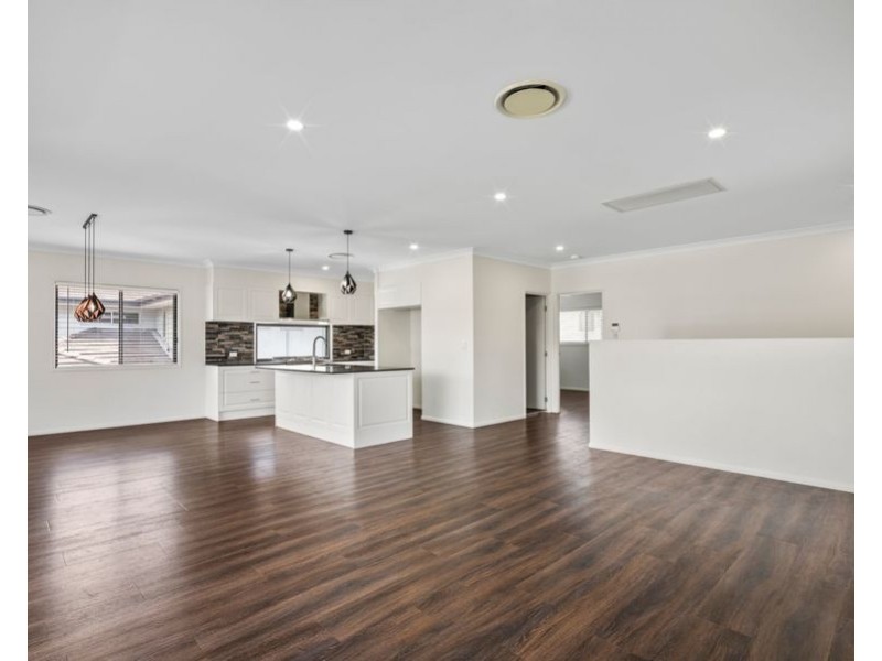 7 Cedlen St, Camp Hill QLD 4152