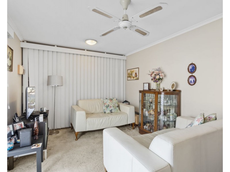 2/30 Meadowlands Road, Carina QLD 4152