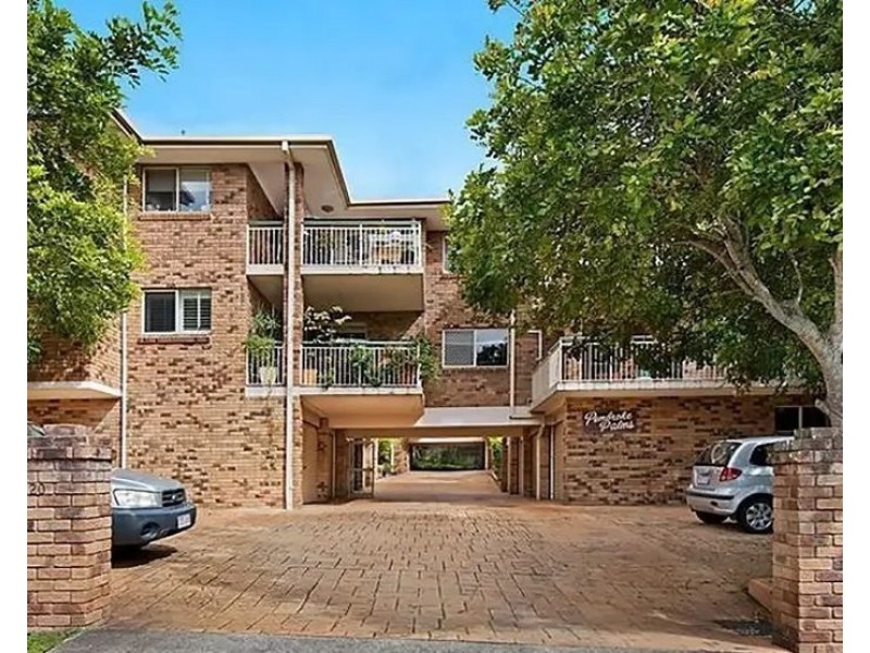 8/120 Pembroke Road, Coorparoo QLD 4151