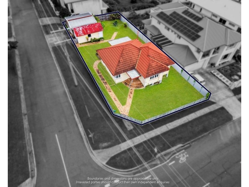 126 Stanley Rd (Cnr Ashmole St), Camp Hill QLD 4152