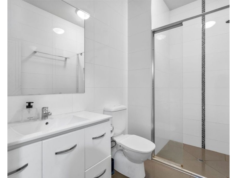 37 / 241 Arthur St, Teneriffe QLD 4005