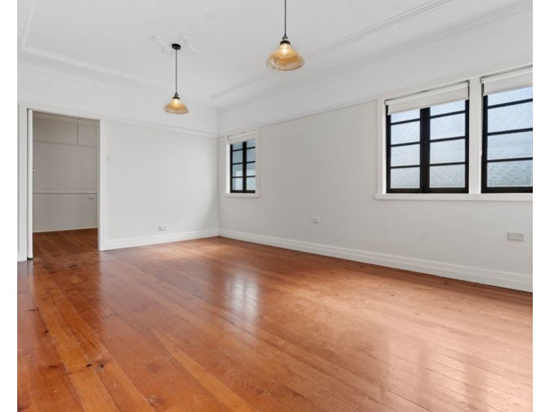 29 Oxley Dr, Holland Park QLD 4121