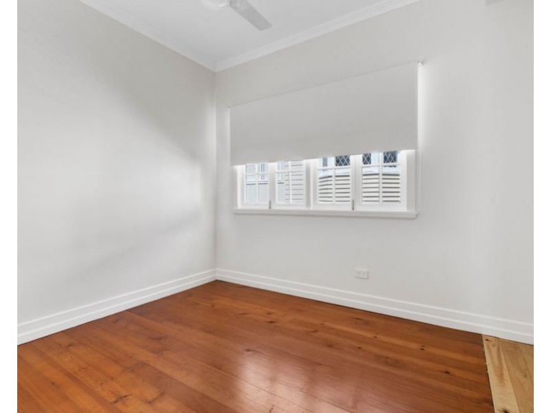 29 Oxley Dr, Holland Park QLD 4121