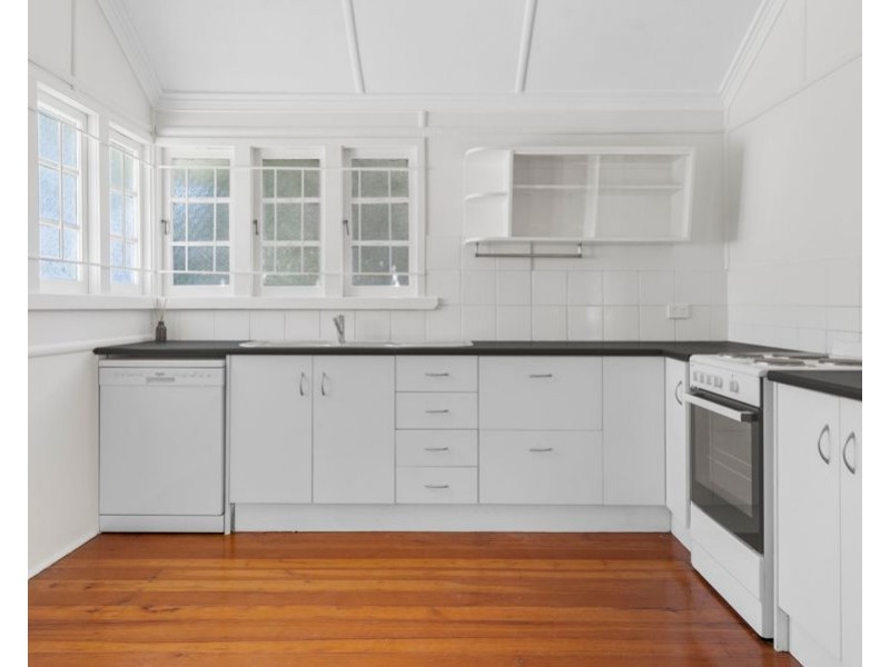 29 Oxley Dr, Holland Park QLD 4121