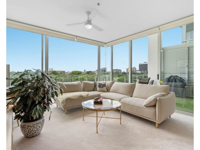 3054/3 Parkland Boulevard, Brisbane City QLD 4000