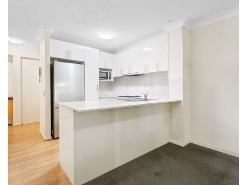 4 / 38 Palmer Street, Greenslopes QLD 4120