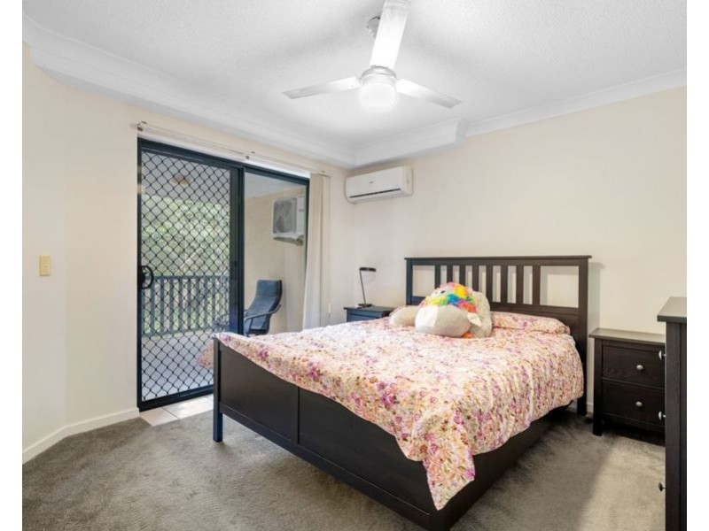 4 / 38 Palmer Street, Greenslopes QLD 4120