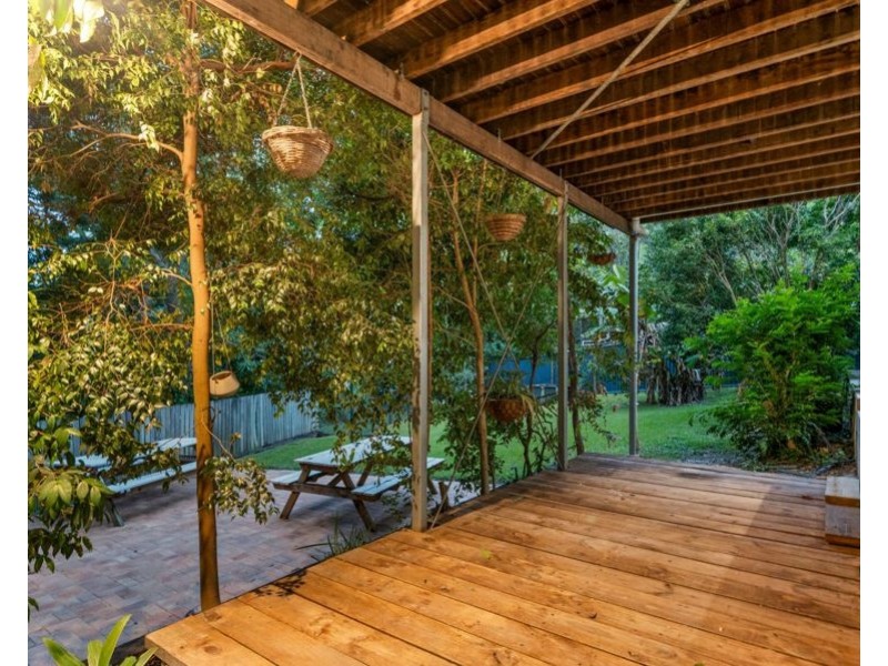 14 Ramita St, Holland Park West QLD 4121