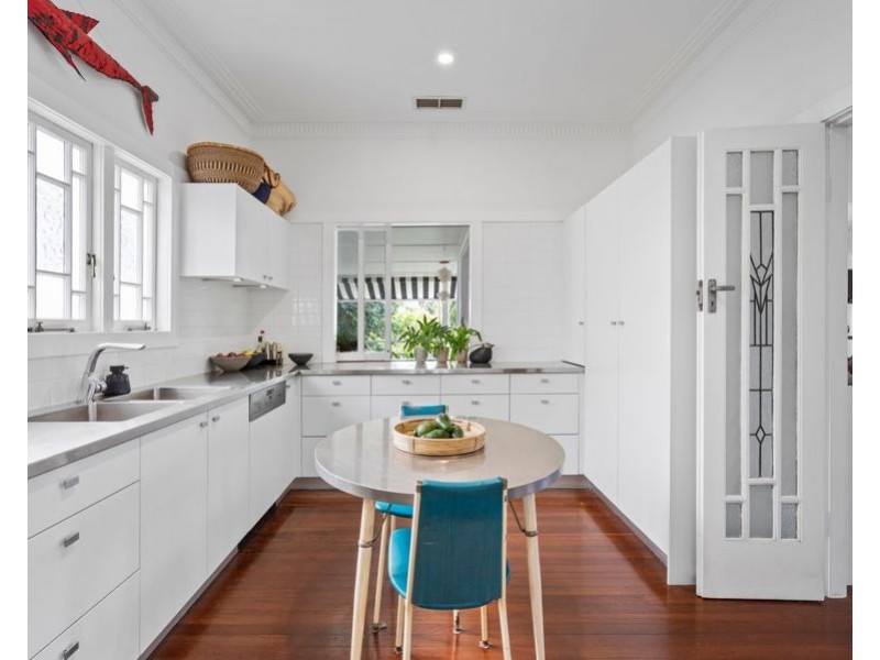 14 Dempsey St, Annerley QLD 4103