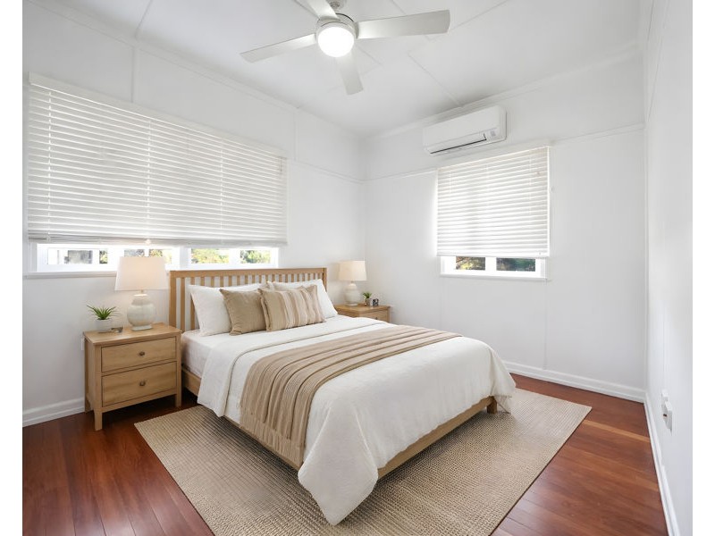 32 Steele Street, Holland Park QLD 4121