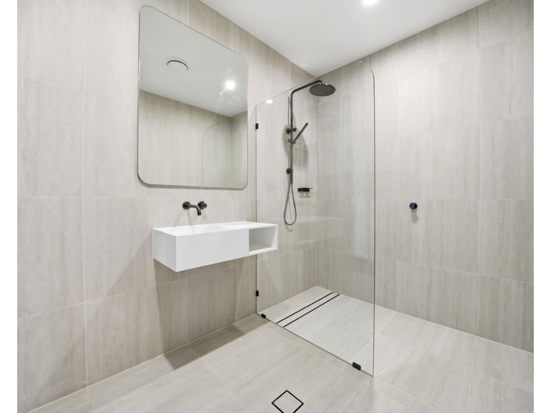 32 Steele Street, Holland Park QLD 4121