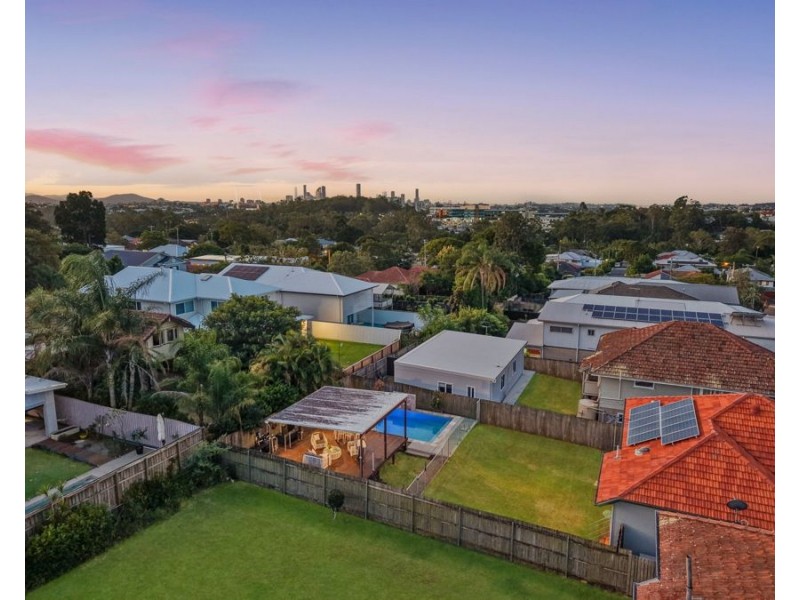 19 Toohey Road, Tarragindi QLD 4121