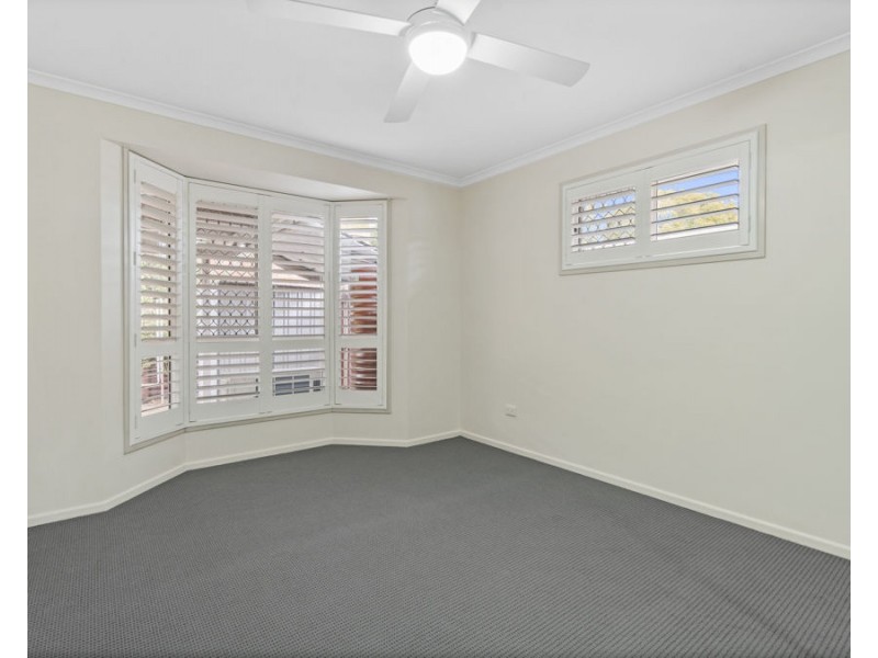 2/30 Meadowlands Road, Carina QLD 4152