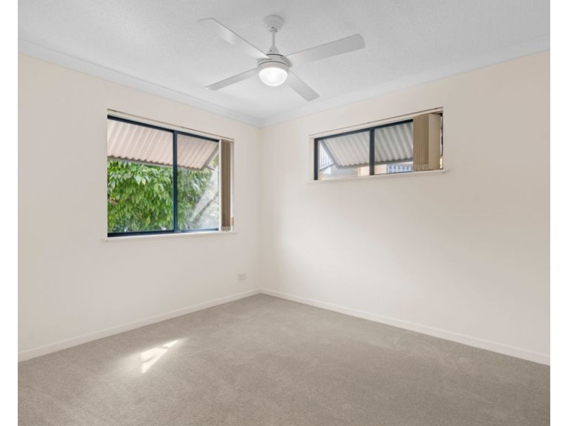 18/38 Palmer Street, Greenslopes QLD 4120