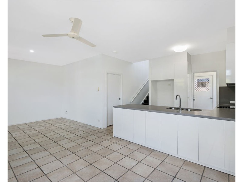 2/24 Cambridge Street, Bulimba QLD 4171