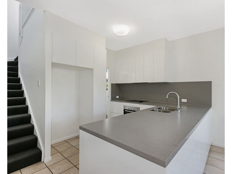 2/24 Cambridge Street, Bulimba QLD 4171