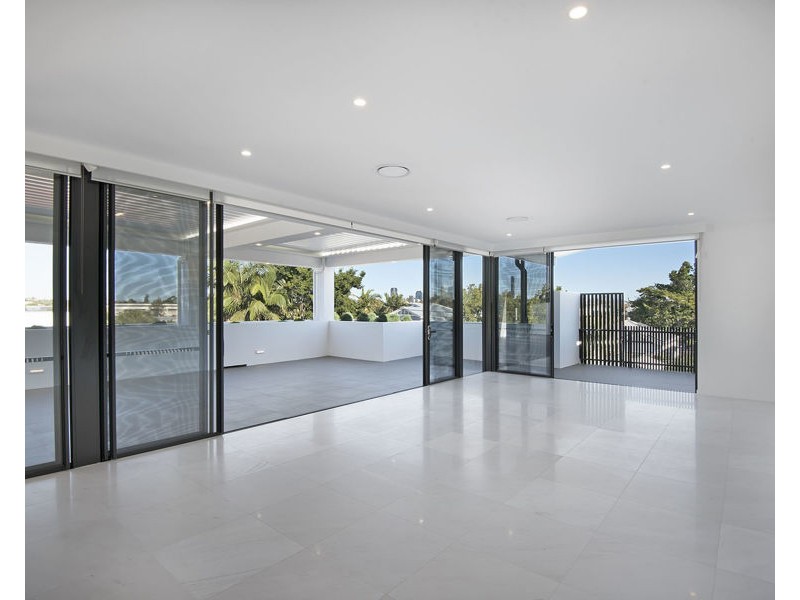 8/99 Bilyana Street, Balmoral QLD 4171