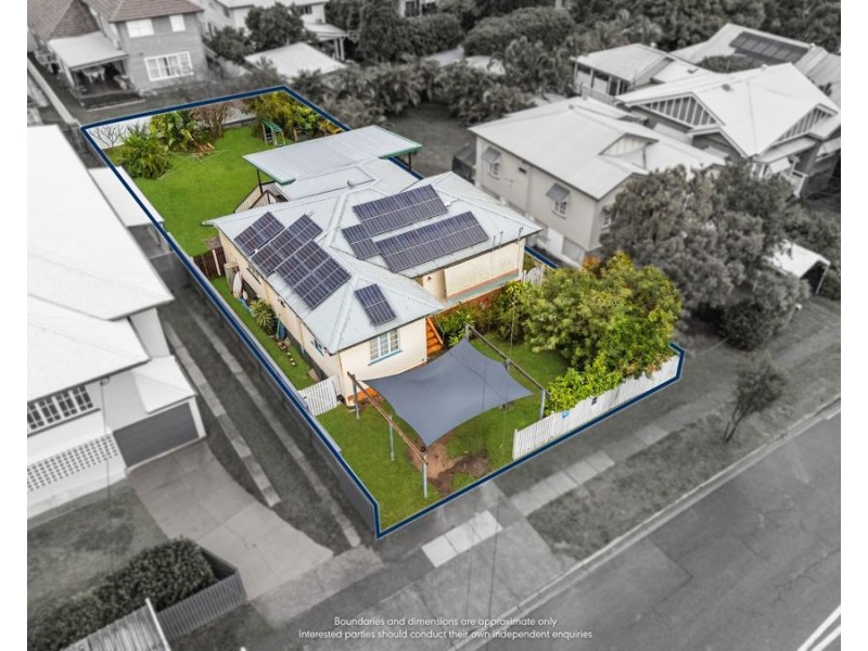 57 Holland Rd, Holland Park QLD 4121