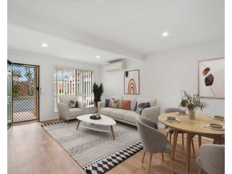 2/116 Meadowlands Road, Carina QLD 4152