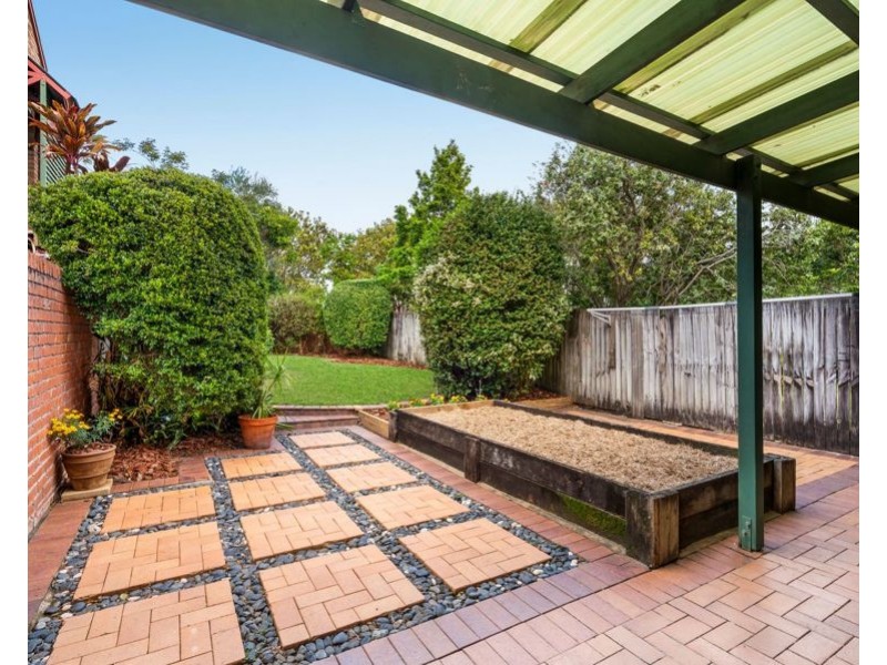 2/116 Meadowlands Road, Carina QLD 4152