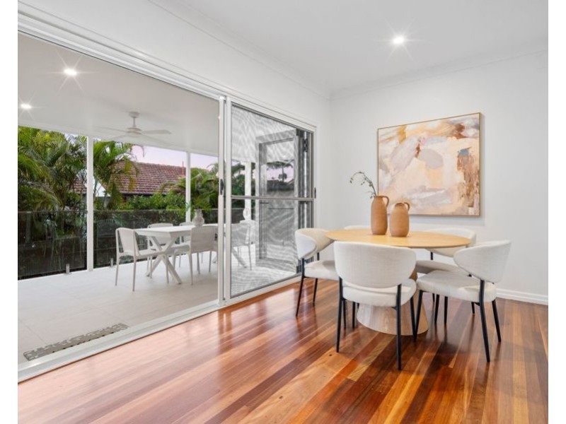 17 Mackay Street, Coorparoo QLD 4151