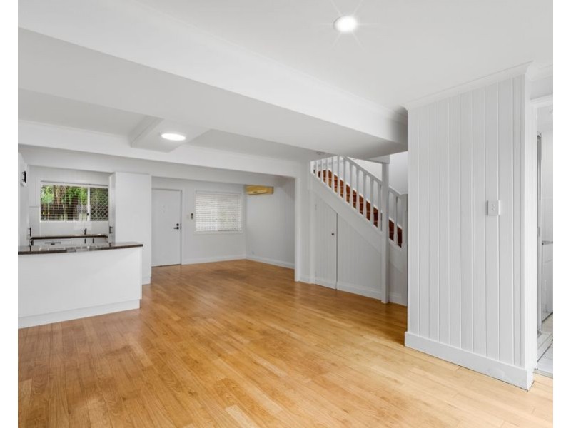 4/5 Garnet St, Clayfield QLD 4011