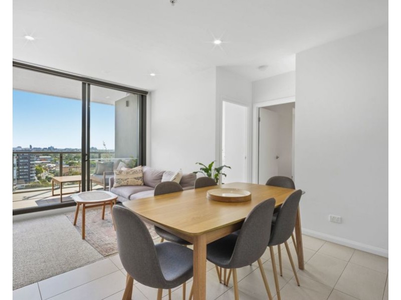 11103 / 300 Old Cleveland Rd, Coorparoo QLD 4151