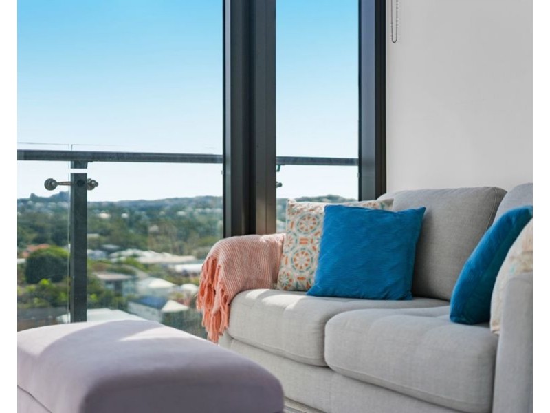 11103 / 300 Old Cleveland Rd, Coorparoo QLD 4151