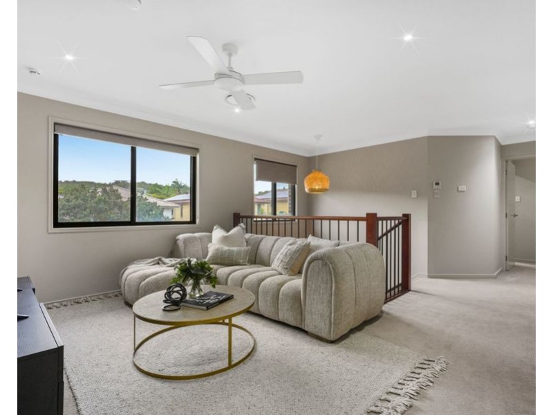 17 Westbury Place, Carindale QLD 4152