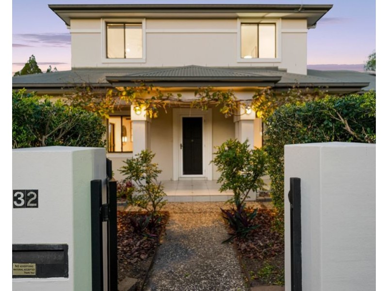 32 Jones Road, Carina Heights QLD 4152