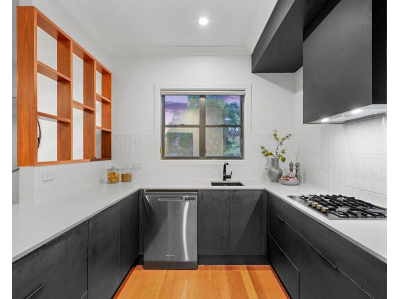 32 Jones Road, Carina Heights QLD 4152