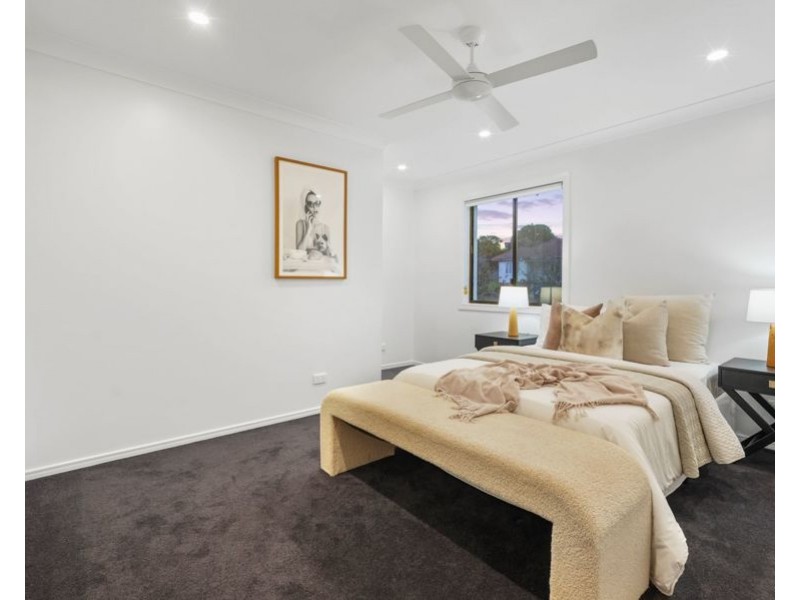 32 Jones Road, Carina Heights QLD 4152