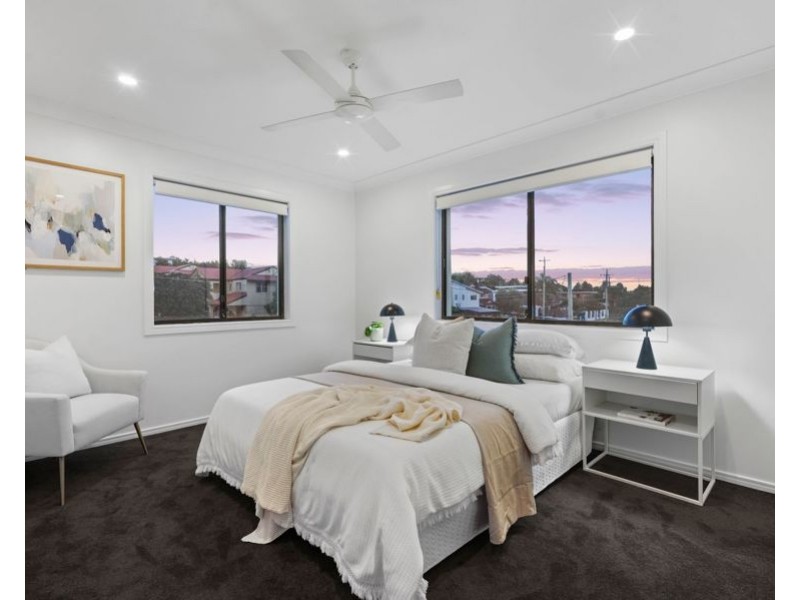 32 Jones Road, Carina Heights QLD 4152