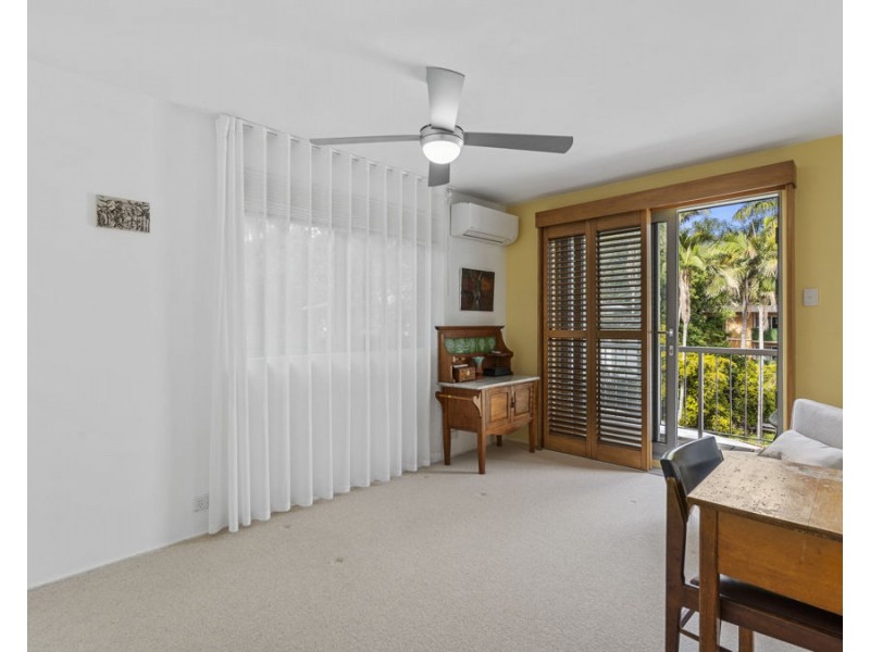 8/10 Stirrat Street, Coorparoo QLD 4151