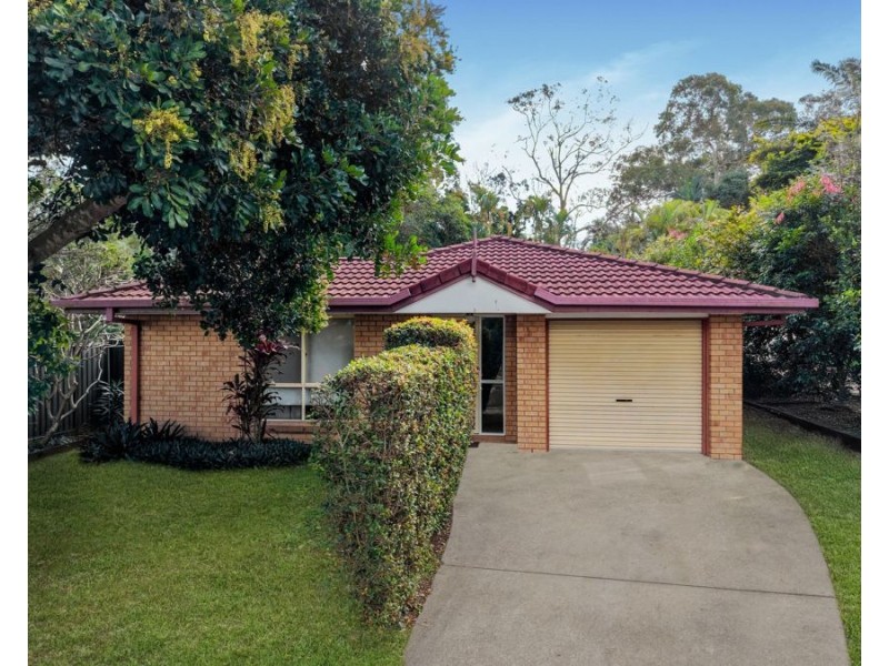 262 Oates Ave, Holland Park QLD 4121