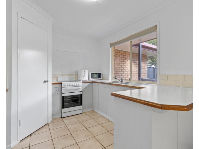 262 Oates Ave, Holland Park QLD 4121