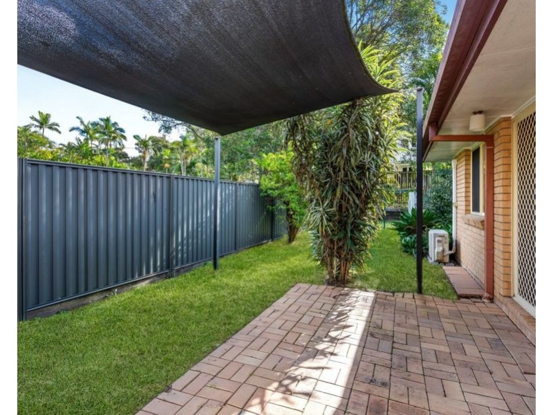 262 Oates Ave, Holland Park QLD 4121