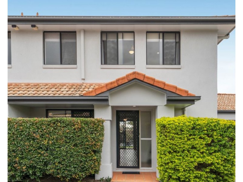 4/108 Meadowlands Road, Carina QLD 4152