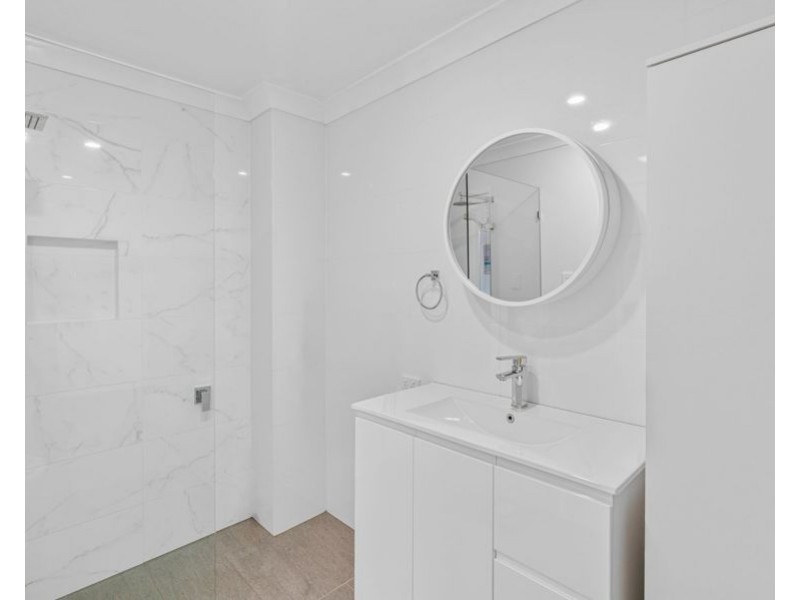 4/108 Meadowlands Road, Carina QLD 4152