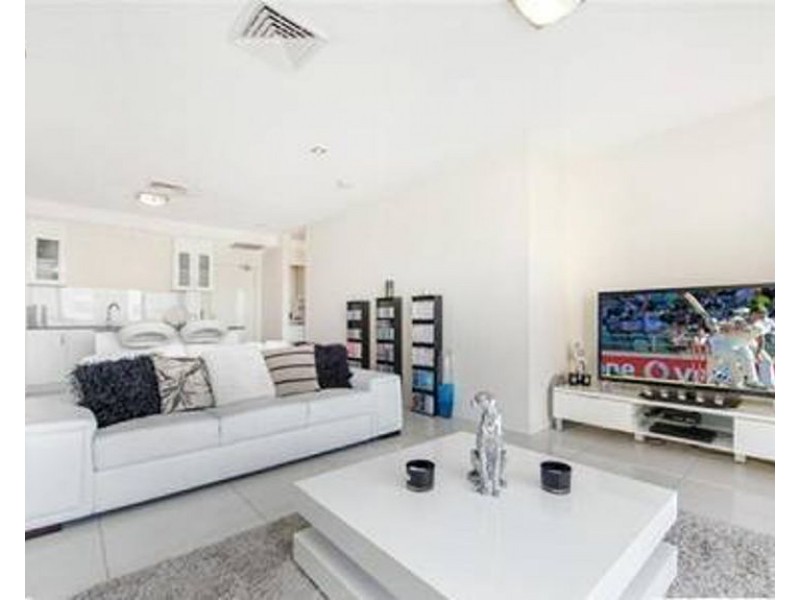 15/215 Wellington Rd, East Brisbane QLD 4169