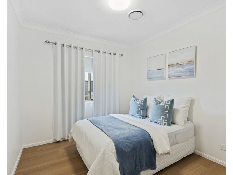 1 Acacia Close, Holland Park West QLD 4121