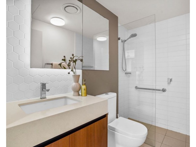 35/390 Simpsons Rd, Bardon QLD 4065