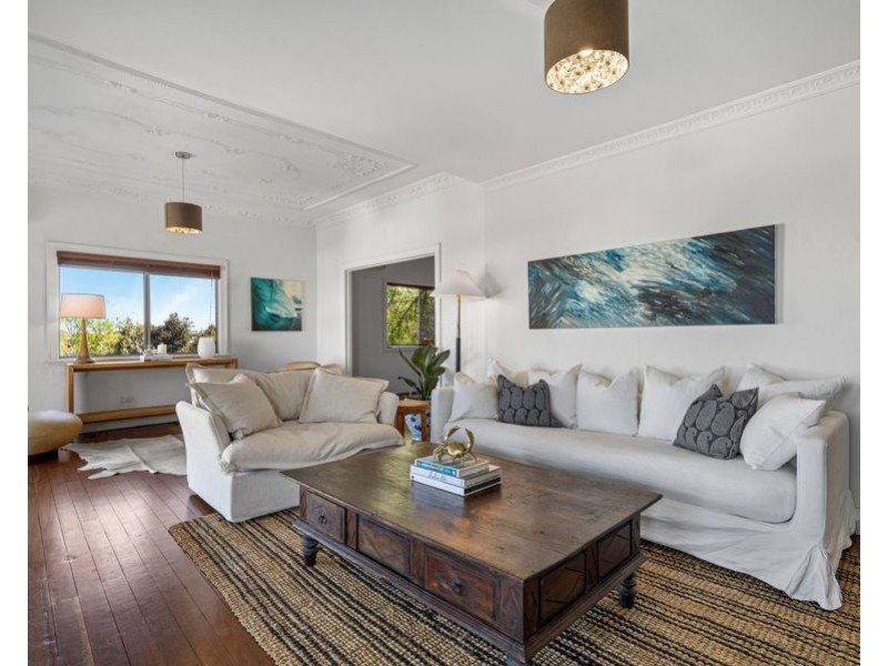 38 Botany St, Clayfield QLD 4011
