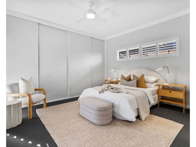 44 Framont Ave, Holland Park QLD 4121