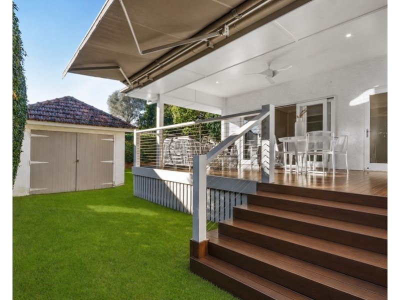 44 Framont Ave, Holland Park QLD 4121