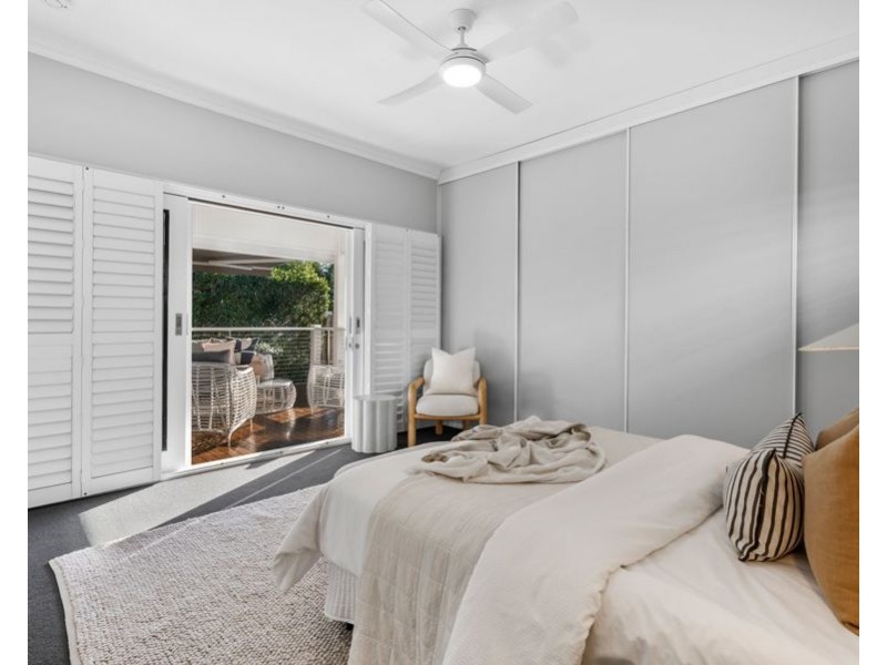44 Framont Ave, Holland Park QLD 4121