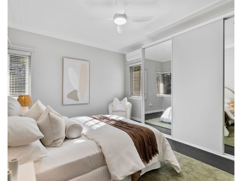 44 Framont Ave, Holland Park QLD 4121