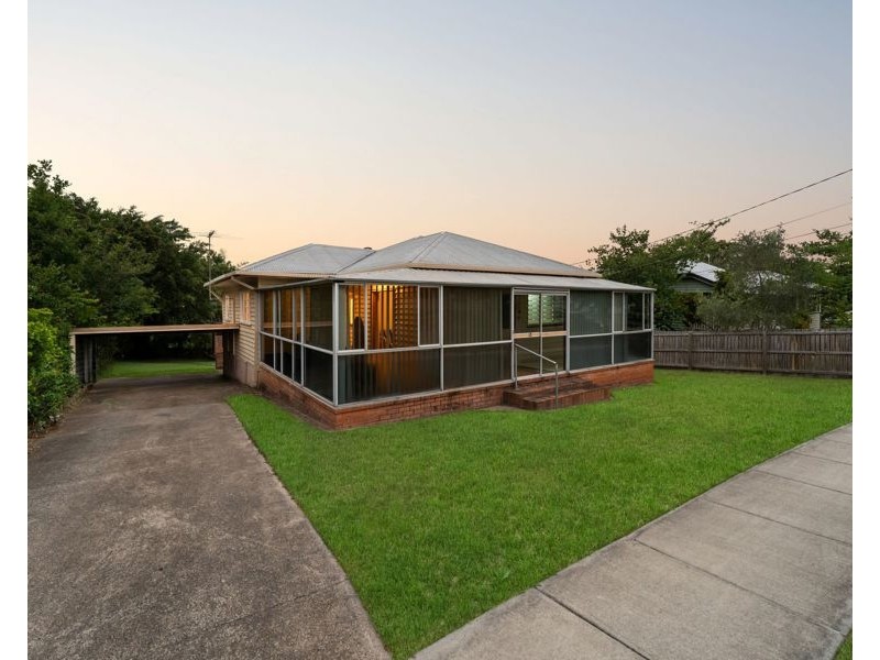14 Broadway Street, Carina QLD 4152