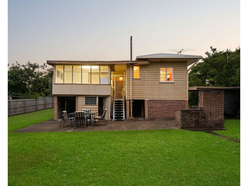 14 Broadway Street, Carina QLD 4152